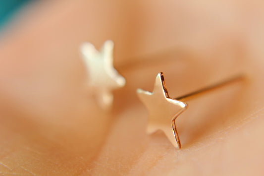 Gold Star Earrings, Gold Stud Earrings, Star Post Earring, Star Earrings, Yellow Gold Star Earring, Simple Gold Stud, Star Stud, Stars, Gift