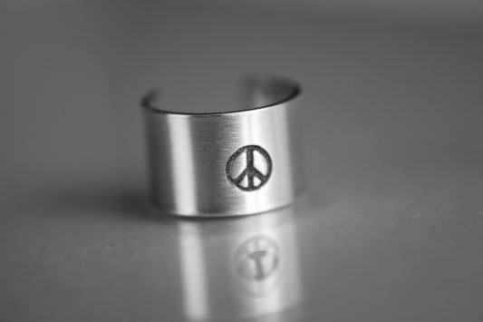 Peace Sign Ear Cuff, Peace Sign, Stamped Ear Cuff, Everyday Ear Cuff, Ear Cuff, Customizable Ear Cuff Earring, Cuff, Hammered Jewelry, Gift