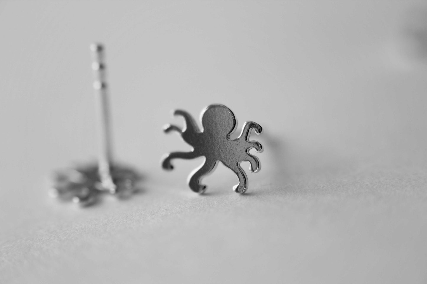 Octopus Stud Earrings, Sterling Silver Octopus Earrings, Minimalistic Tiny Octopus earrings, Squid Jewelry, Squid Earrings, Ocean Jewelry