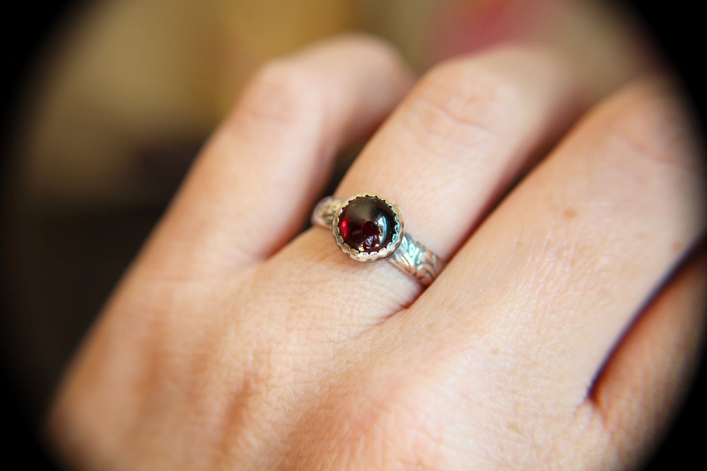 Garnet Floral Ring, Floral Band, Vintage Floral Ring, Antique Silver Ring, Garnet Band, Floral Jewelry, Stacking Ring, Thick Floral Ring