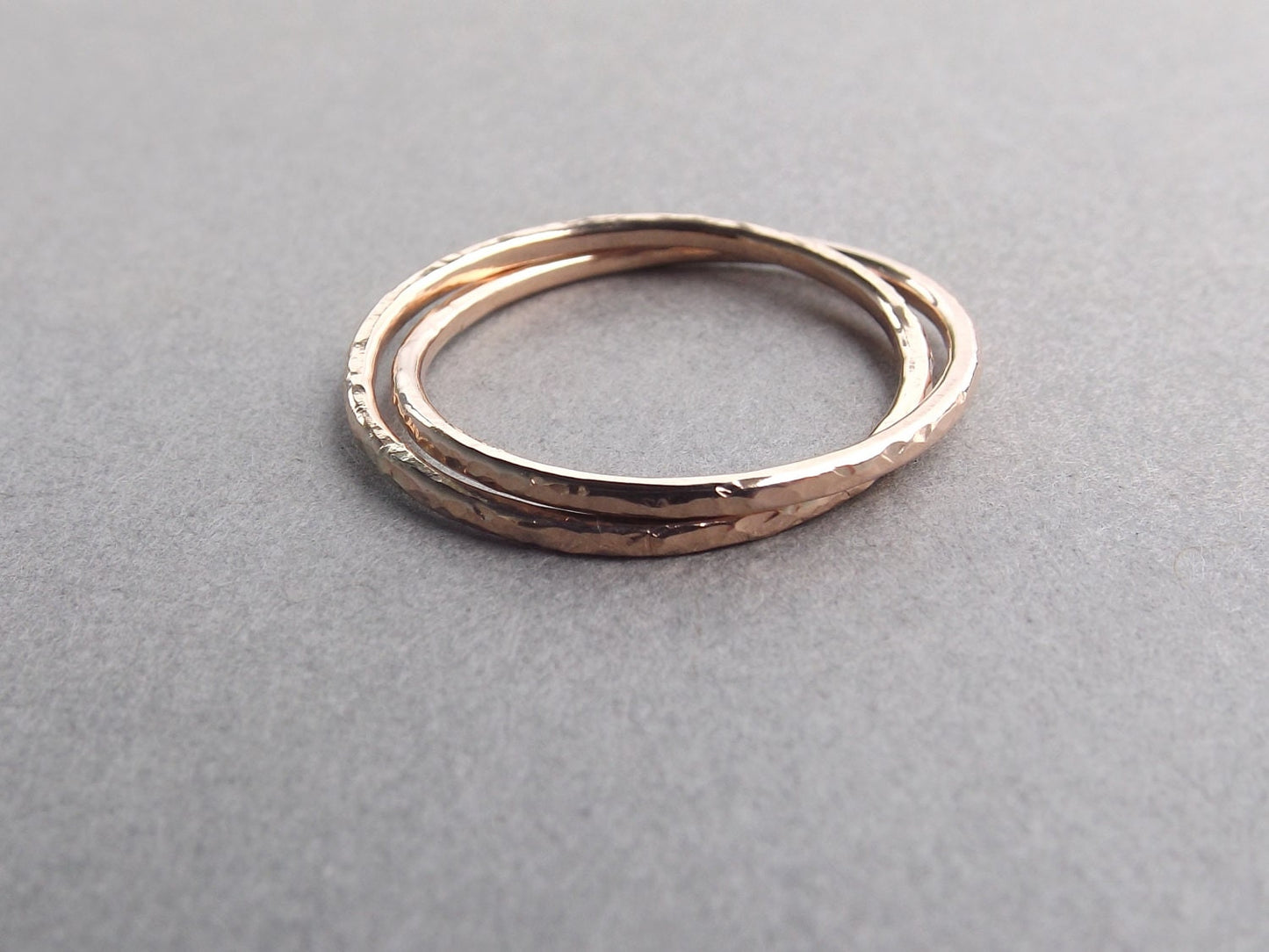 Gold Interlocking Thumb Rings,Thumb Rings,Gold Thumb Ring,Textured Rings,Rolling Ring,Stacking Rings, Minimalist Rings,Unique Ring,Rose Gold