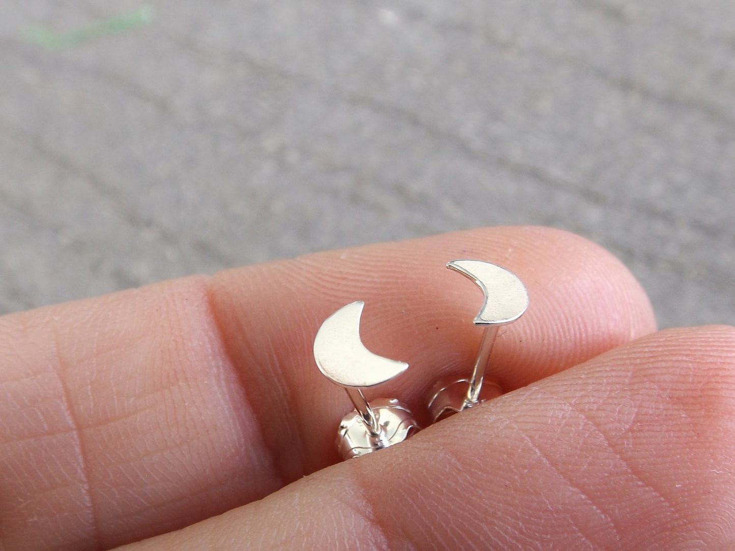 Silver Moon Earrings, Silver Crescent Earrings, Tiny Moon Studs, Silver Crescent Studs, Boho Earrings, Moon Child, Sterling Silver Moon, FMJ
